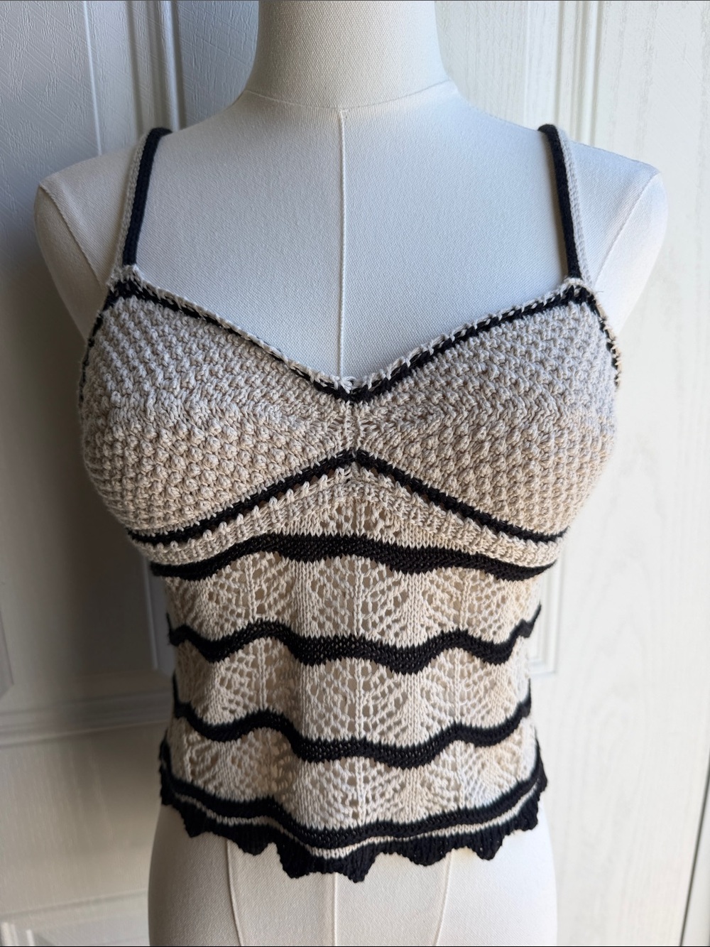 GB Cream Boho Festival Crochet Tank Top with Black Stripe Accents Size Small